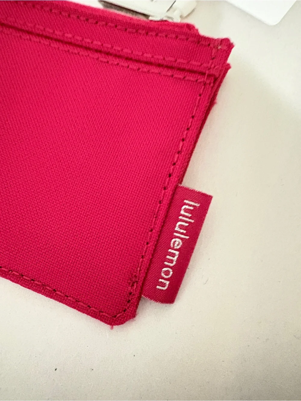 Lululemon Clippable Card Case Calypso Pink Silver | NWT